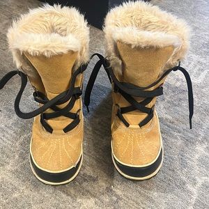 Sorel Snow Boots